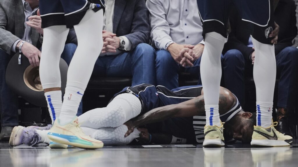 Kyrie Irving Faces Season Ending Injury After Acl Tear